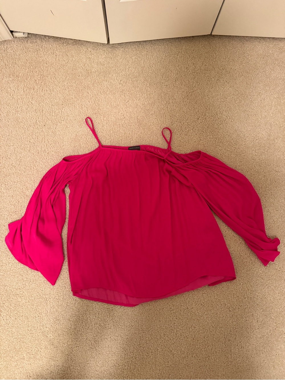 Vince Camuto Women's Hot pink Cold Shoulder Top/Blouse Size XS